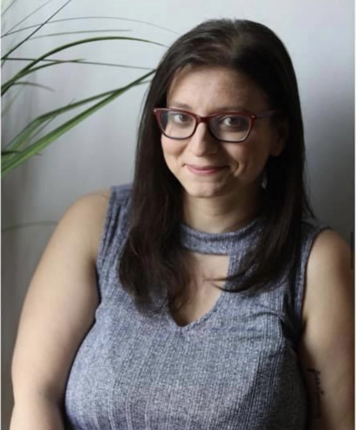 Community Highlights: Meet Amanda Voinier of Aries Moon Crystals